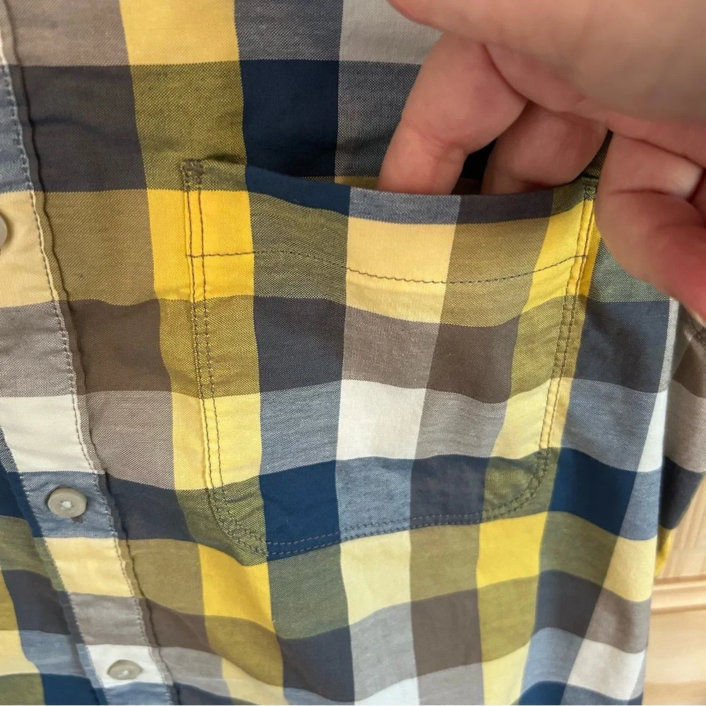 The North Face Blue Yellow Plaid Shirt. Size Medium.